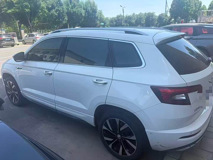 Skoda Karoq, 2023 — фото 9 из 9