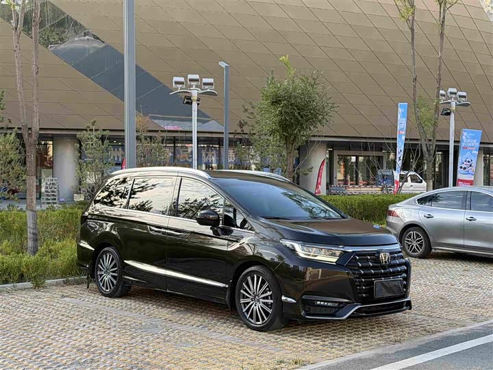 Honda Elysion, 2023 — фото 3 из 9