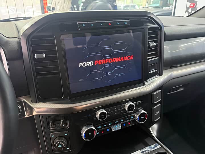 Ford F-150 Raptor, 2023 — фото 7 из 9