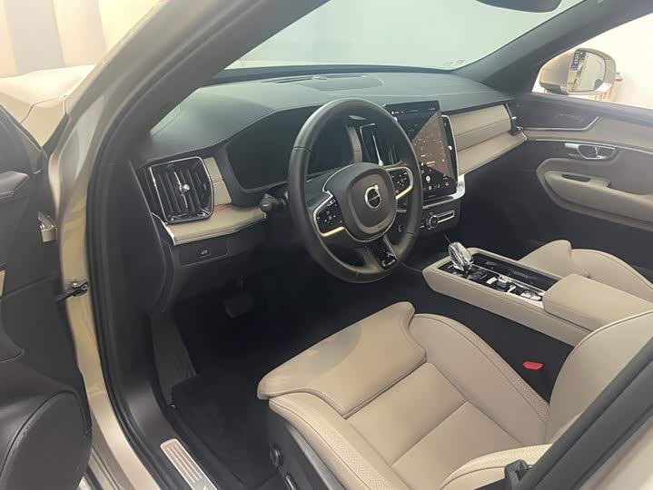 Volvo XC90, 2025 — фото 6 из 9