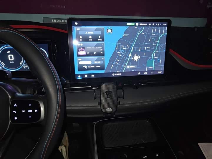 GAC Aion S Plus, 2023 — фото 6 из 9