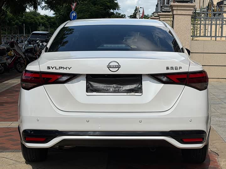 Nissan Sylphy, 2024 — фото 8 из 9