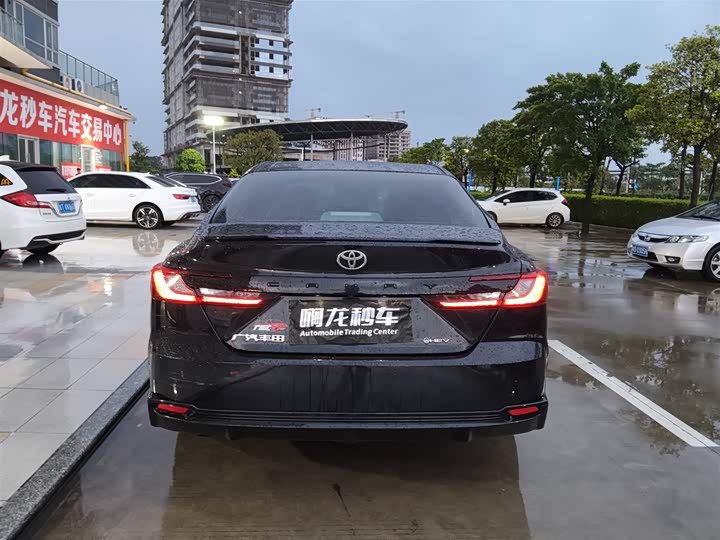 Toyota Camry, 2026 — фото 4 из 9