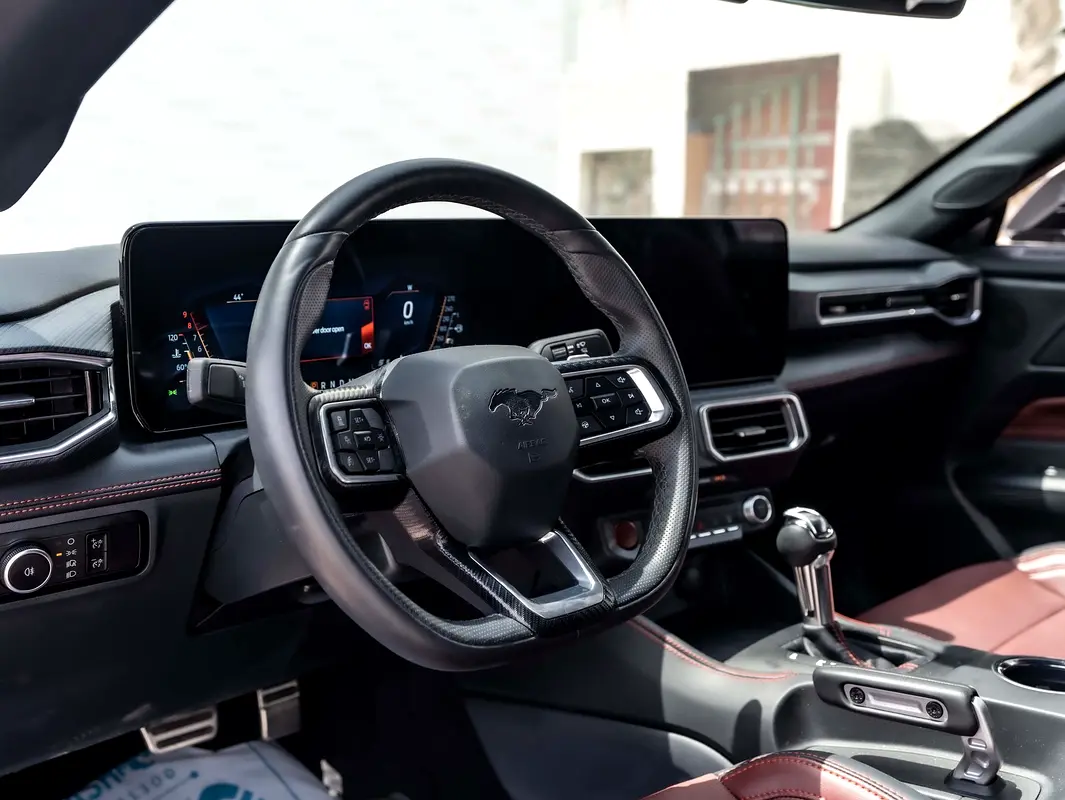 Ford Mustang, 2025 — фото 10 из 10