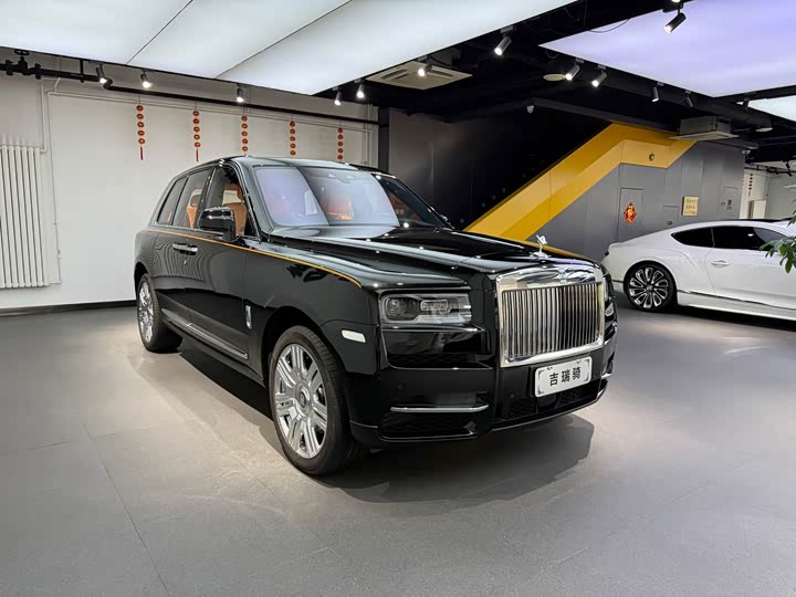 Rolls-Royce Cullinan, 2024 — фото 3 из 9