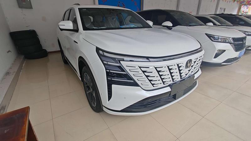 Changan CS75 Plus, 2025 — фото 3 из 12