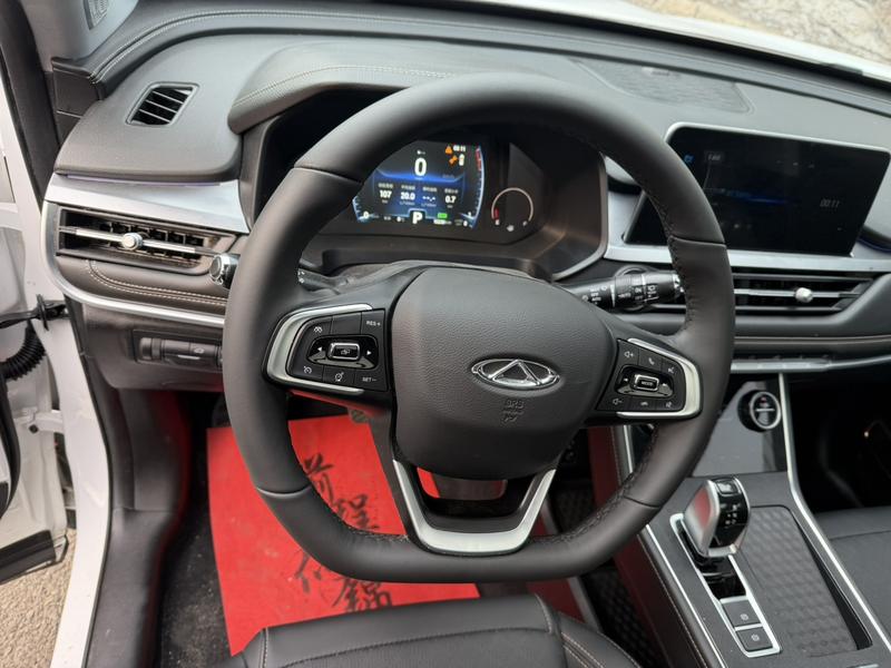 Chery Tiggo 8, 2023 — фото 7 из 12