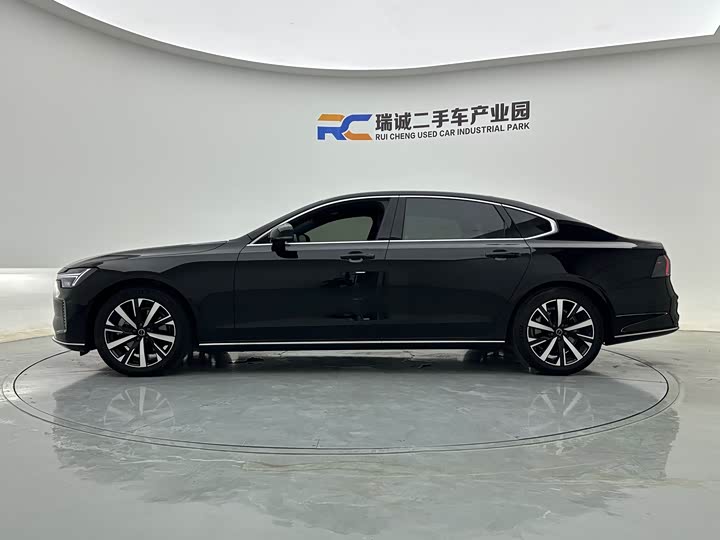 Volvo S90, 2026 — фото 4 из 9