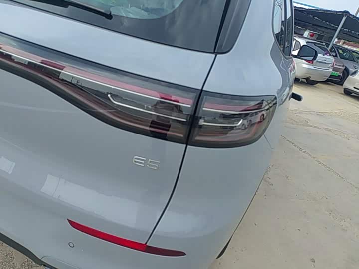 Geely Galaxy E5, 2026 — фото 8 из 9