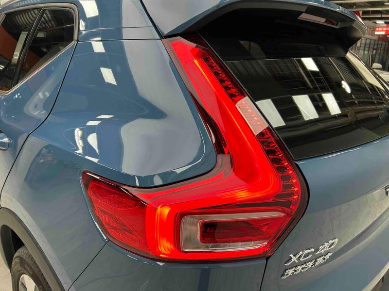 Volvo XC40, 2022 — фото 7 из 12