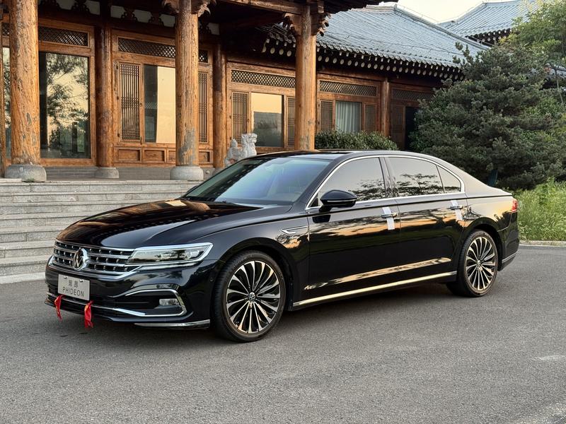 Volkswagen Phideon, 2022 — купить в Санкт-Петербурге под ключ