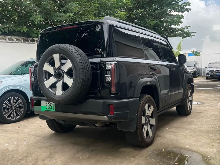 BAIC Beijing BJ40 Hybrid, 2025 — фото 9 из 9