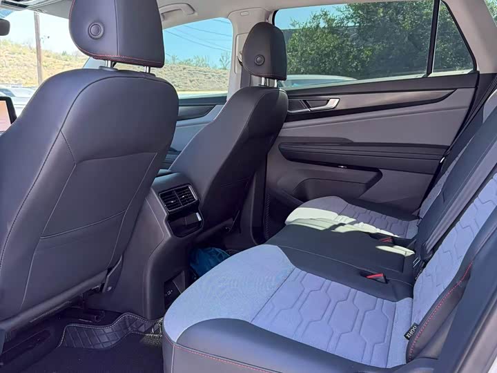 Volkswagen Teramont X, 2022 — фото 6 из 9