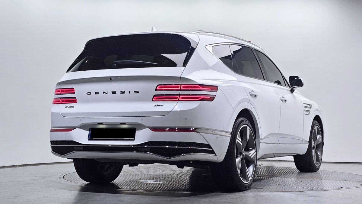 Genesis GV80, 2023 — фото 2 из 12