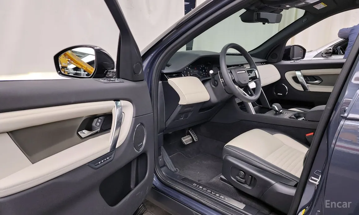 Land Rover Discovery Sport, 2024 — фото 10 из 12