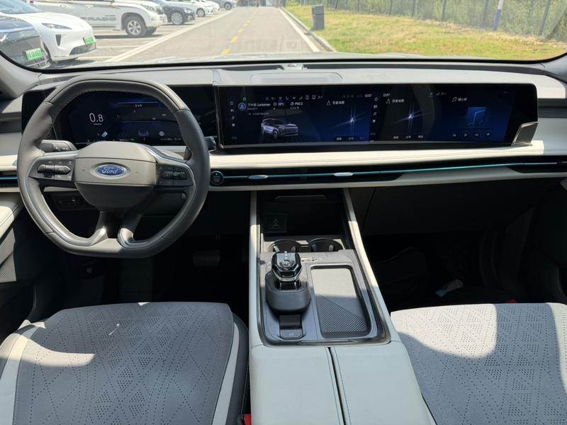 Ford Edge, 2023 — фото 9 из 12
