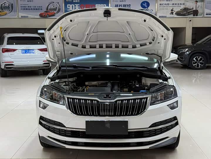 Skoda Karoq, 2023 — фото 7 из 9