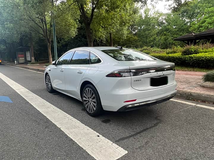 Geely Galaxy A7, 2025 — фото 6 из 9