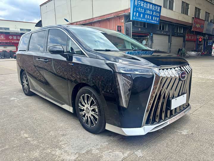 GAC Trumpchi E9, 2024 — фото 3 из 9