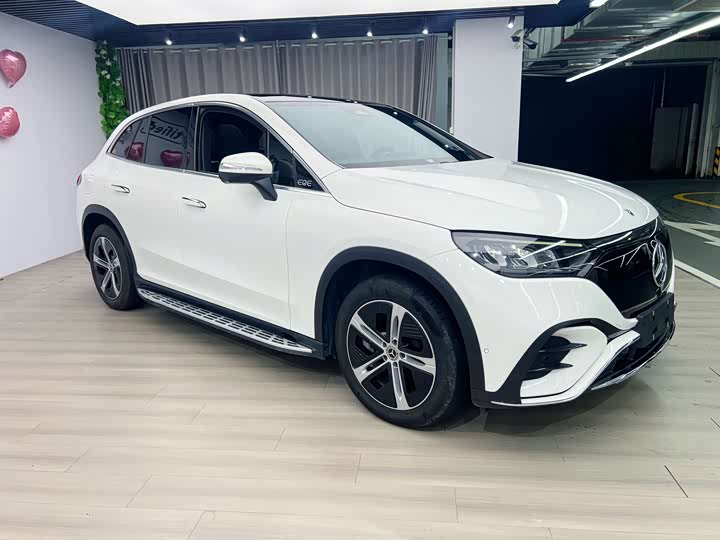 Mercedes-Benz EQE SUV, 2023 — фото 3 из 9