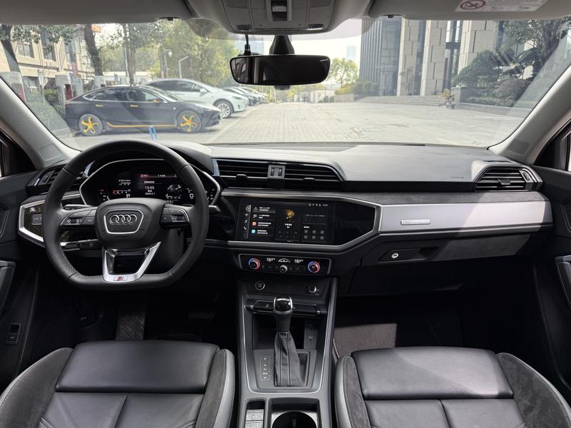 Audi Q3 Sportback, 2022 — фото 9 из 12