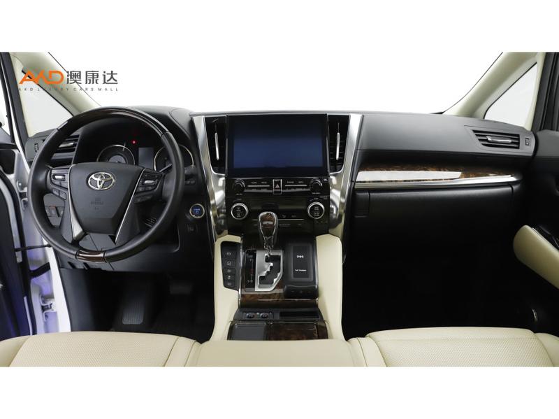 Toyota Alphard, 2022 — фото 5 из 10