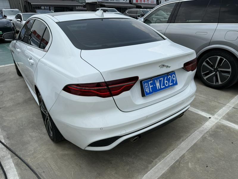 Jaguar XE L, 2022 — фото 4 из 12