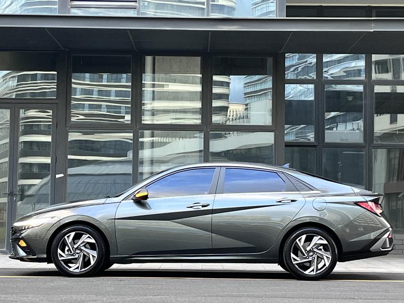 Hyundai Elantra N line, 2025 — фото 4 из 12