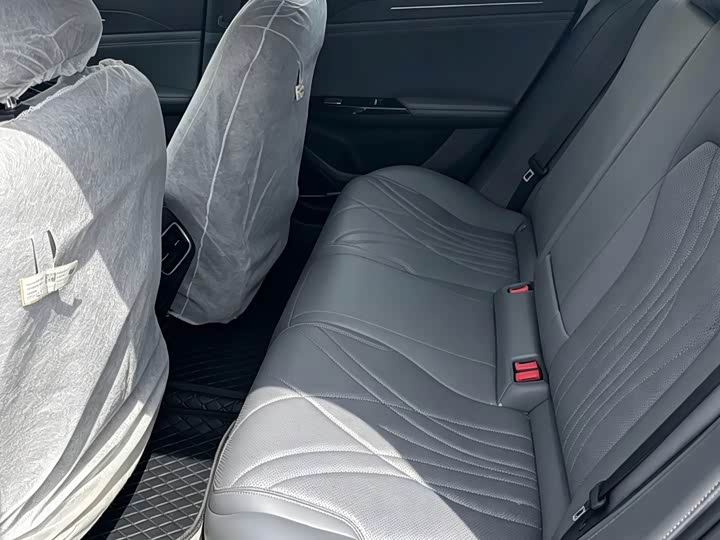 Geely Galaxy L6, 2024 — фото 6 из 9