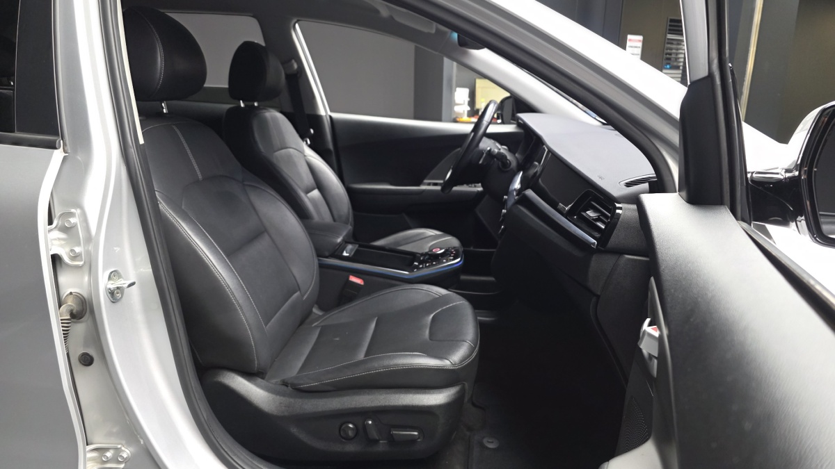 Kia Niro, 2022 — фото 10 из 12