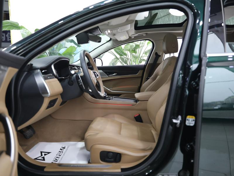 Jaguar XF L, 2024 — фото 10 из 12