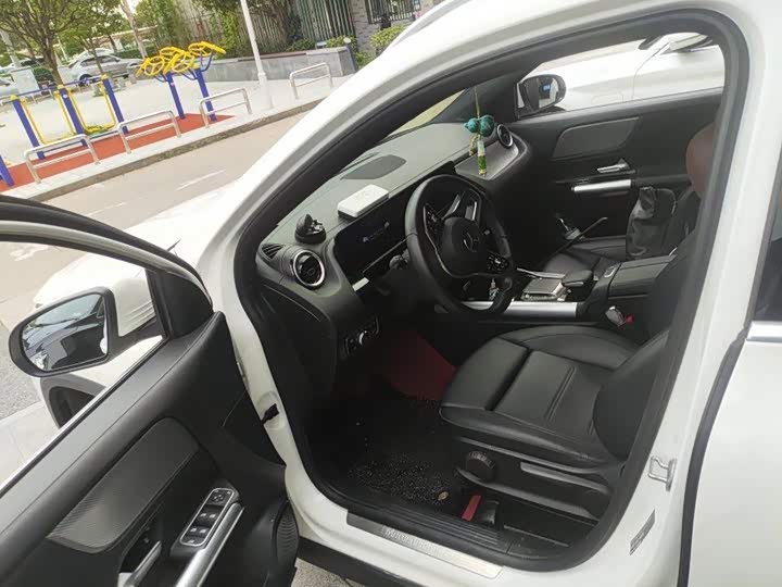 Mercedes-Benz GLA-Class, 2022 — фото 2 из 5