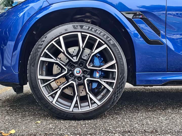 BMW X6 M, 2023 — фото 7 из 9