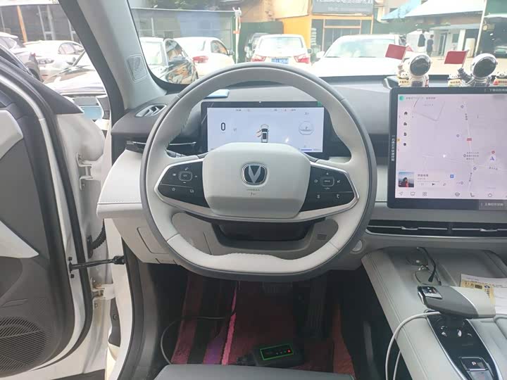 Changan UNI-Z Hybrid, 2025 — фото 3 из 9