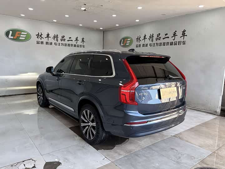 Volvo XC90, 2024 — фото 7 из 9