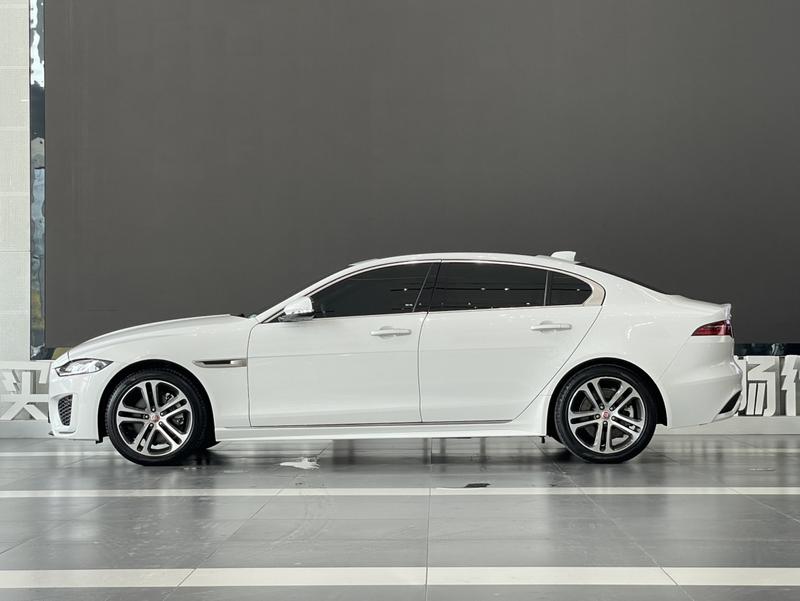 Jaguar XE L, 2022 — фото 3 из 12