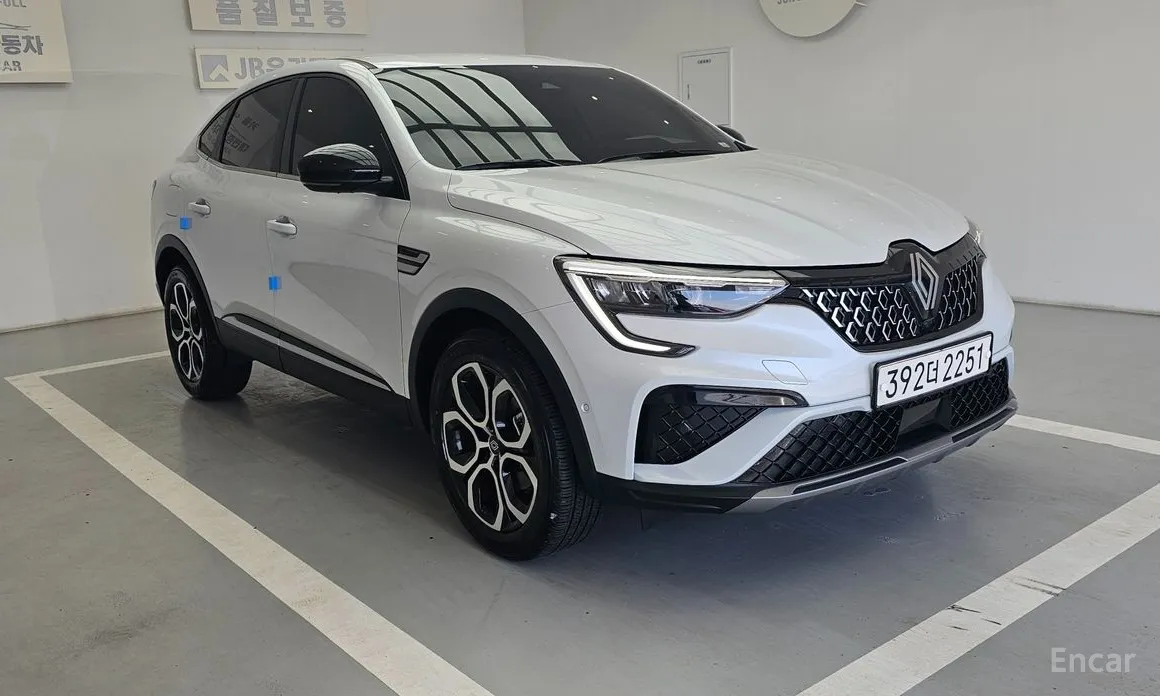 Renault Arkana, 2024 — фото 3 из 12