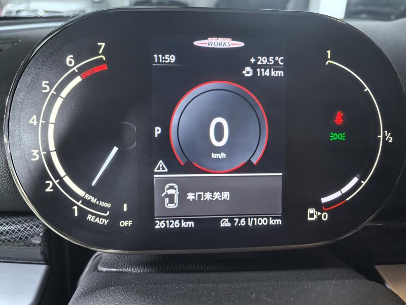 Mini Clubman, 2022 — фото 8 из 12