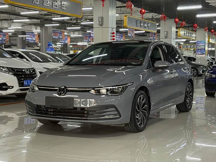 Volkswagen Golf, 2022 — купить в Липецке под ключ