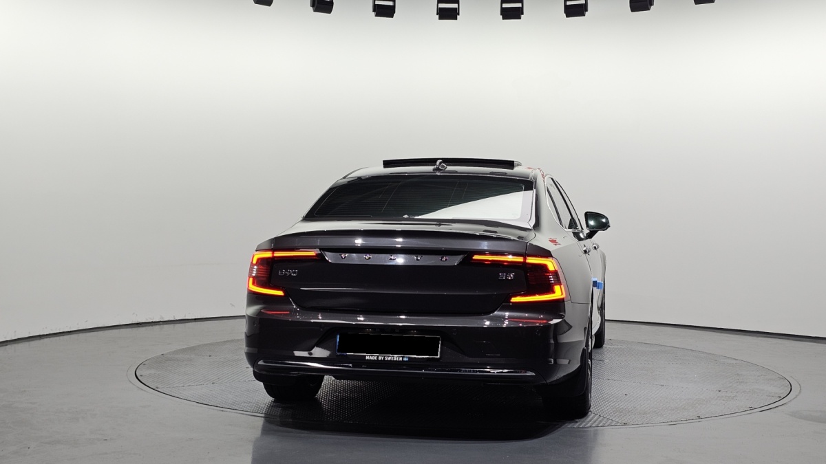 Volvo S90, 2022 — фото 4 из 12