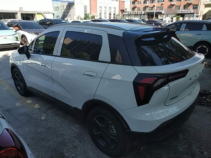 Geely Geometry E Firefly, 2025 — фото 5 из 9