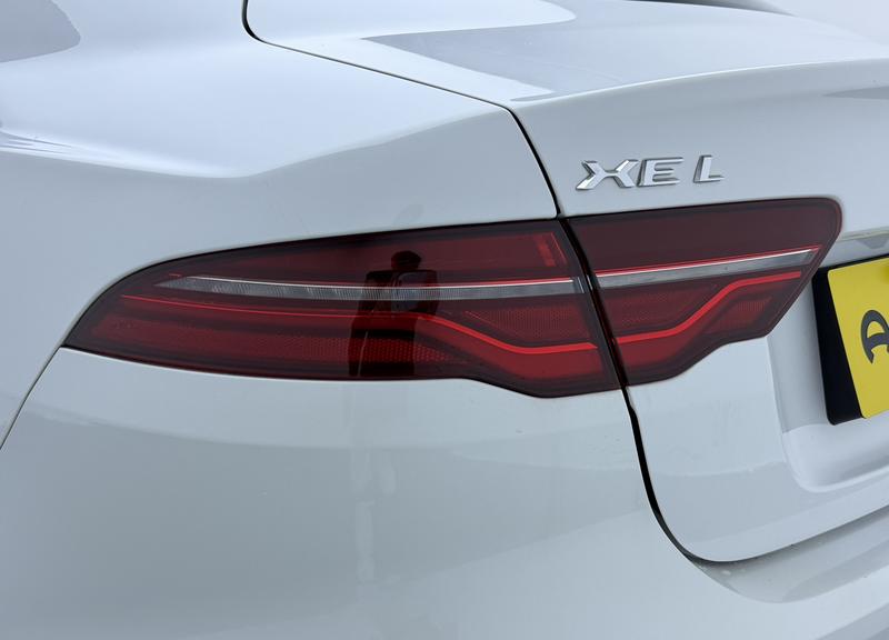 Jaguar XE L, 2022 — фото 10 из 12