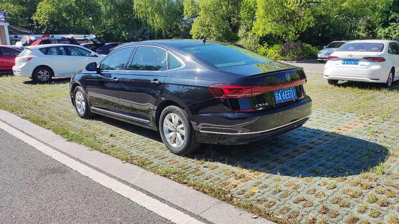 Volkswagen Passat, 2024 — фото 5 из 11