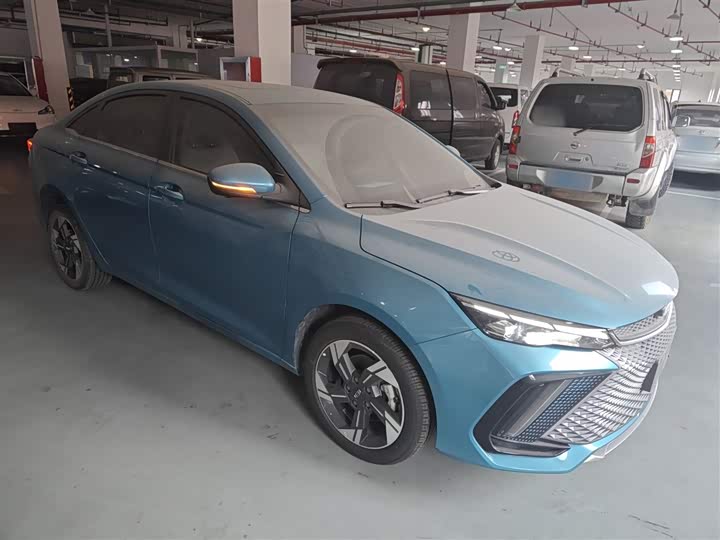 Geely Emgrand L Hi·P Hybrid, 2023 — фото 4 из 12