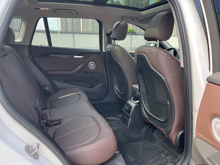 BMW X1, 2022 — фото 9 из 9