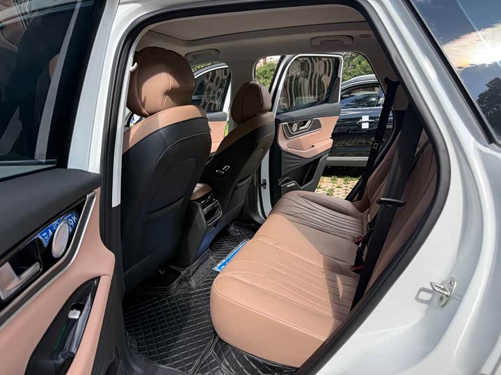 Chery Tiggo 8L, 2025 — фото 5 из 9