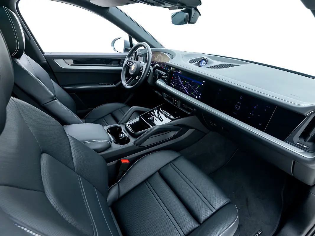 Porsche Cayenne, 2025 — фото 10 из 10