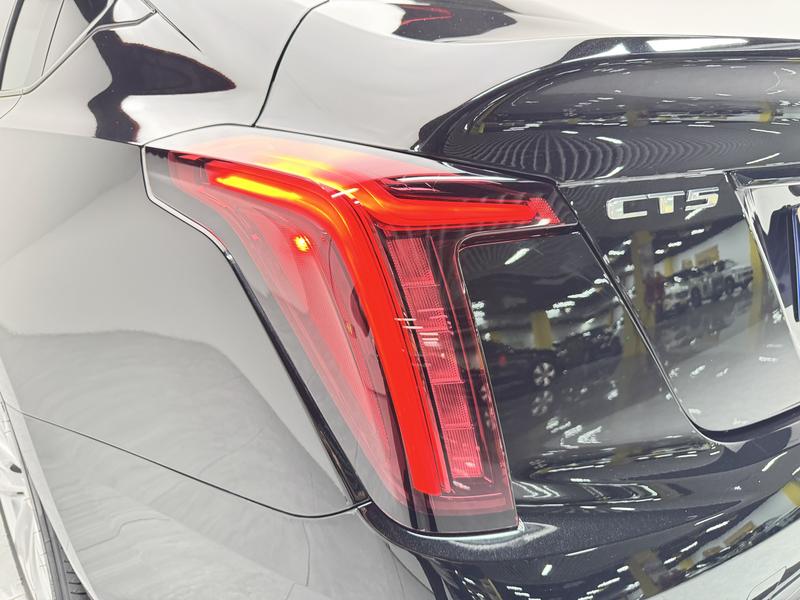 Cadillac CT5, 2023 — фото 10 из 12