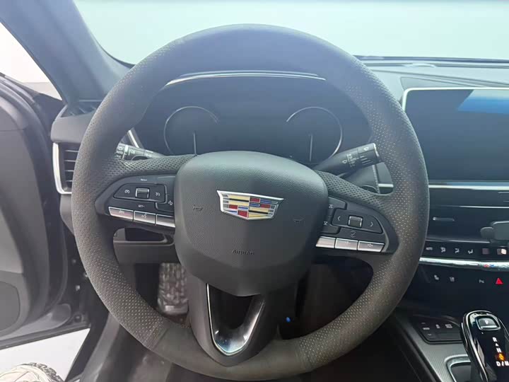 Cadillac CT5, 2022 — фото 6 из 9