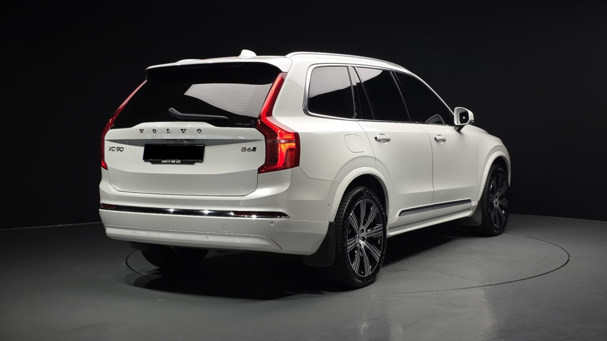 Volvo XC90, 2023 — фото 2 из 12